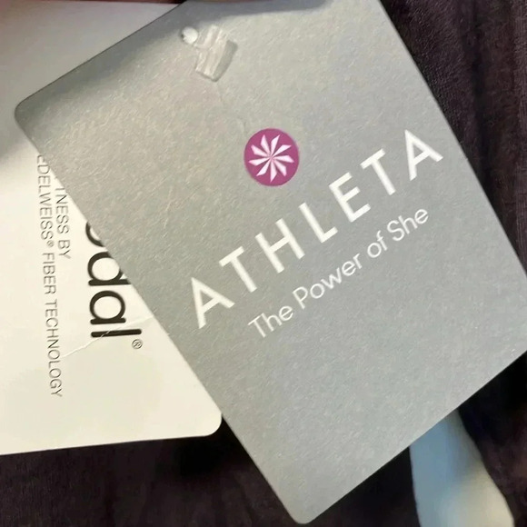 NWT Athleta long and lean wira eggplant purple  tee - Picture 3 of 8